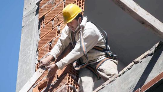 No hubo repunte para la construcción en noviembre: la venta de insumos se derrumbó 24,8% en noviembre