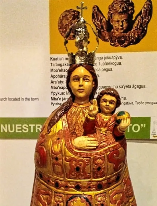 La orfebrería artesanal brilla con una nueva corona para Nuestra Señora de Loreto