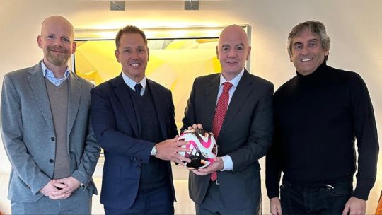 Jorge Brito se reunió con Gianni Infantino de cara al Mundial de Clubes 2025