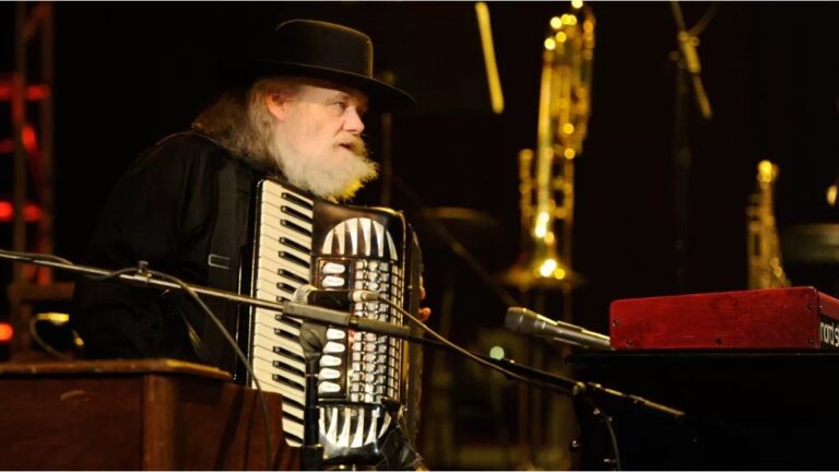 Murió el músico Garth Hudson, último miembro fundador sobreviviente de The Band