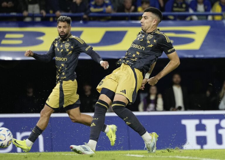 Boca piensa en cambios para enfrentar a Estudiantes en un partido que se anticipa apasionante