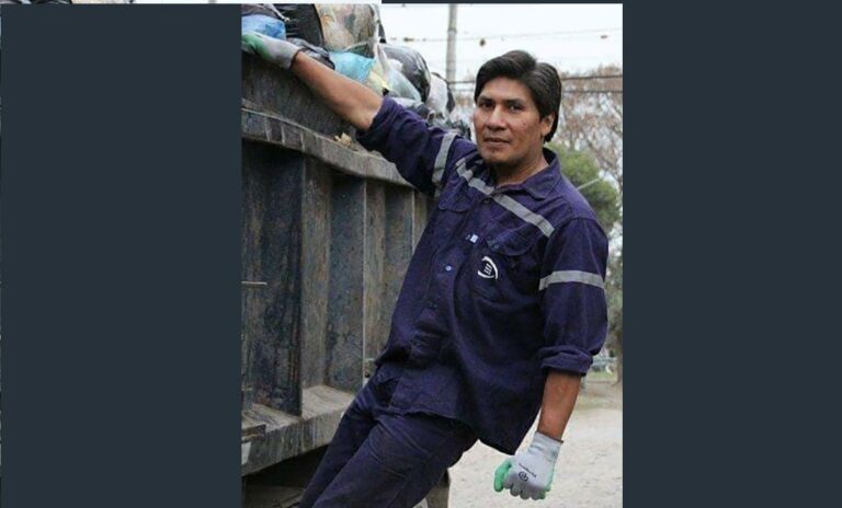 Alejandro, el militante