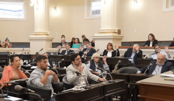 El Senado propicia creación de un centro provincial de IA