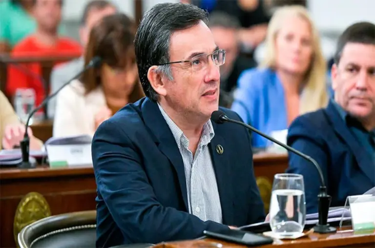 Oliva: No hay ningún fundamento y no tiene ningún sentido la disolución del IOSPER
