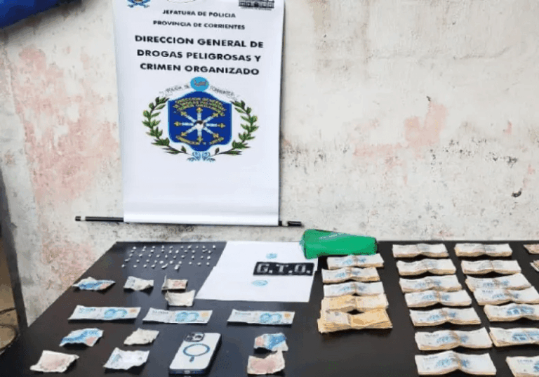 Detuvieron a dos sujetos por venta de cocaína.