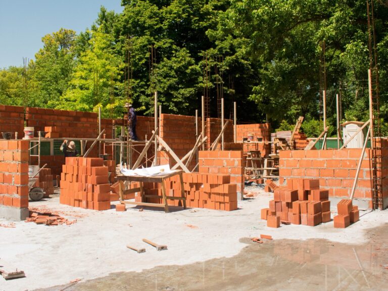 Así está la tabla de precios de la construcción en mayo 2025