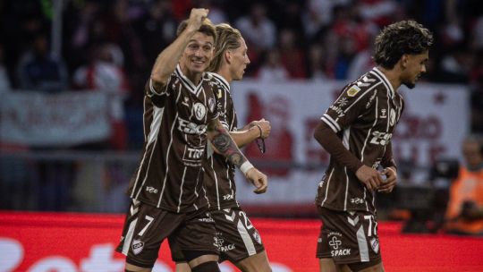 El fútbol argentino tiene un nuevo campeón: Platense le ganó a Huracán y alcanzó su primer título
