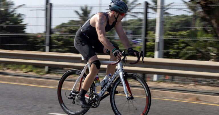 Oscar Pistorius volvió a competir 12 años después de haber asesinado a su novia