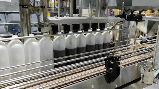 La industria y la construcción repuntan en abril, pero siguen lejos de niveles prepandemia