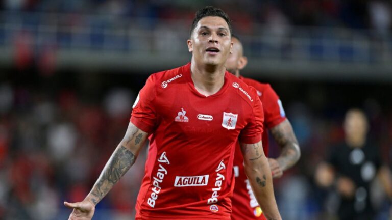 Juan Fernando Quintero quiere volver al fútbol argentino: la postura de River y Racing