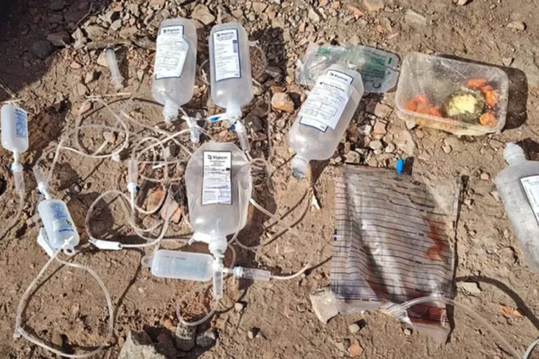 Una clínica de Merlo fue clausurada por dejar residuos patogénicos en la vía pública