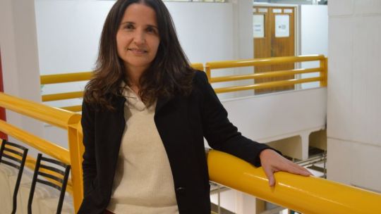 Luciana Benotti: La IA está ingresando a la escuela a través de los estudiantes