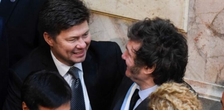 La Libertad Avanza presentará sus candidatos en su sede central