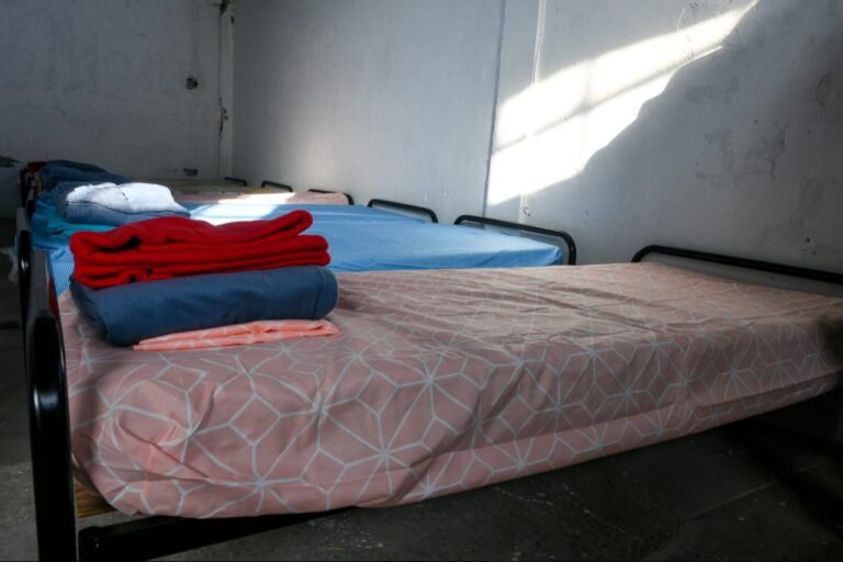 La Municipalidad refuerza los abordajes para mitigar los efectos del frío en personas en situación de calle