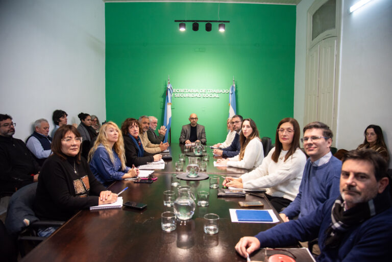 Paritaria: pasó a cuarto intermedio