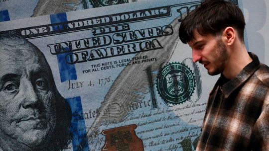 La presión sobre el dólar mantiene al tipo de cambio oficial en niveles de $1300