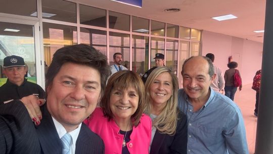 Bullrich le dio un espaldarazo a Almirón y dijo que Corrientes podría convertirse en la primera gobernación libertaria