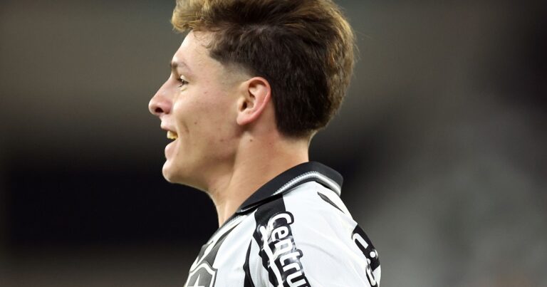 Videos: primero de Montoro y golazo de Barboza para Botagofo