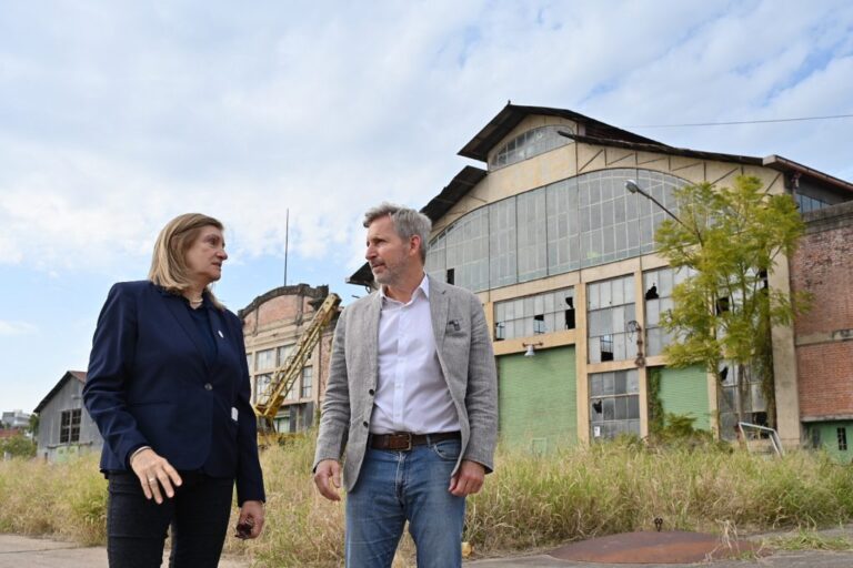 Puerto de Paraná: traspaso histórico a la provincia