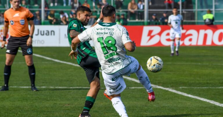 Sarmiento le ganó a San Martín (SJ) en duelo clave por la permanencia