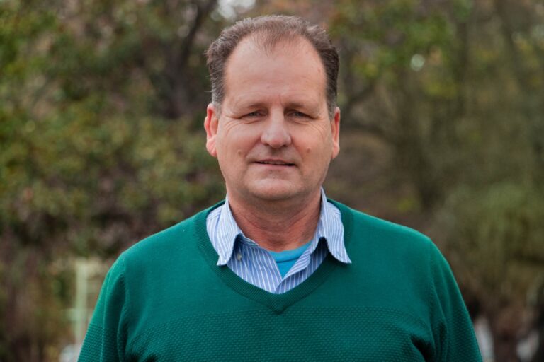 Alejandro Martínez encabeza la lista a senadores del Frente de Izquierda en la Quinta Sección