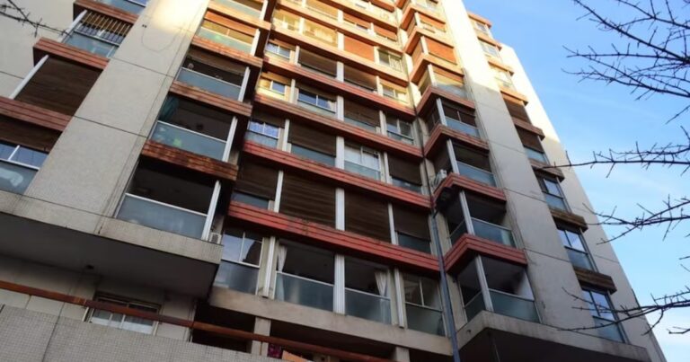 Identificaron al cadáver encontrado en un placard en Córdoba: imputan a un ex policía detenido y a su hermano por el crimen