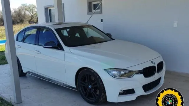 Denunció que le robaron el auto y lo tenia oculto en su casa quinta