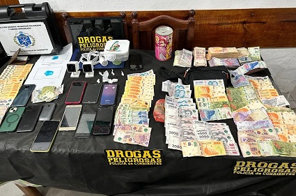 Dos demorados al allanar un «kiosco narco» de Corrientes