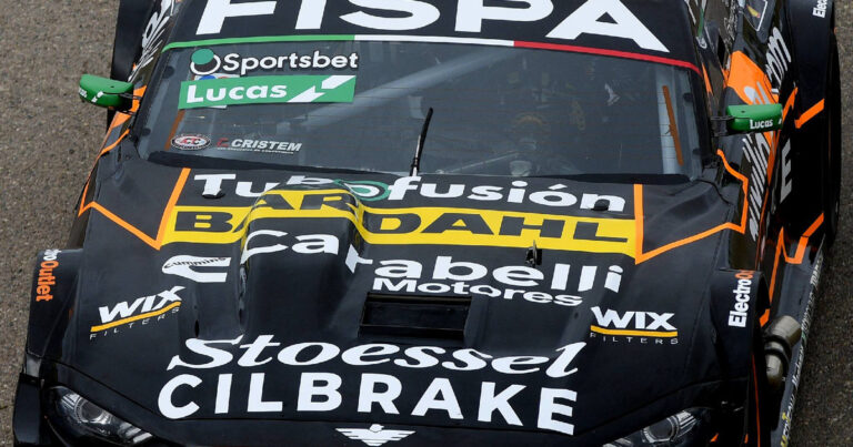 TC en Buenos Aires: arranca con exhibición, firma y selfies con ídolos más caravana