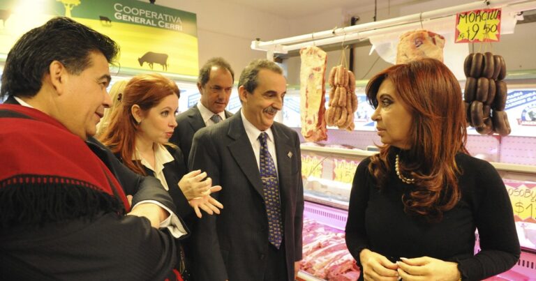 Piden condena de tres años y medio de prisión para Andrea del Boca por un fraude millonario con una novela