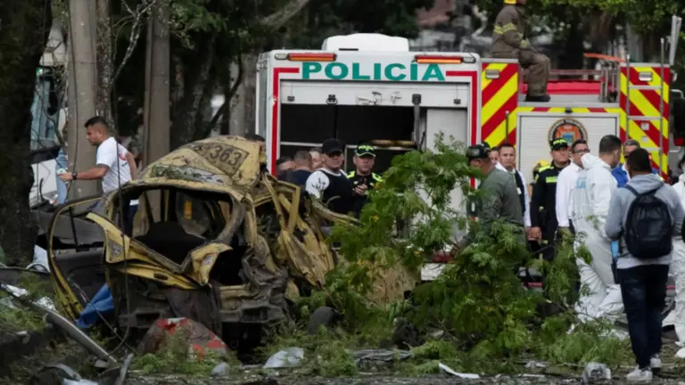 Violencia en Colombia: dos atentados dejaron al menos 18 muertos y medio centenar de heridos