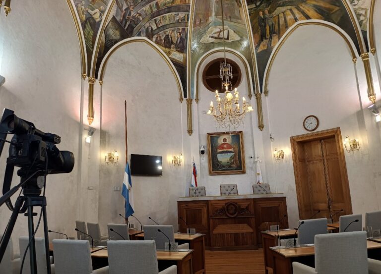 Tratan iniciativa sobre innovación