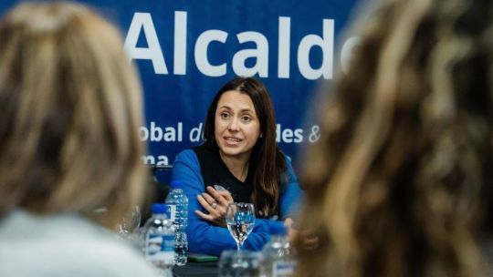 Carolina Basualdo: A Roca le mandan desde Buenos Aires por WhatsApp lo que tiene que decir