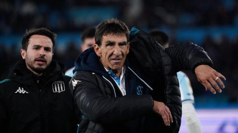 Los 11 de Gustavo Costas para la «final» contra Vélez por los cuartos de Copa Libertadores