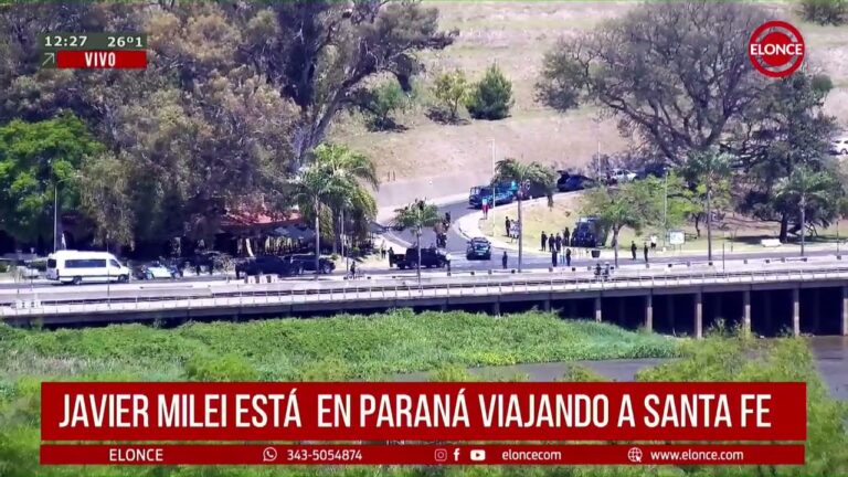 Tras los incidentes en Santa Fé es probable que se supenda la recorrida del presidente Milei por Paraná, dado que se congregan opositores para repudiarlo.