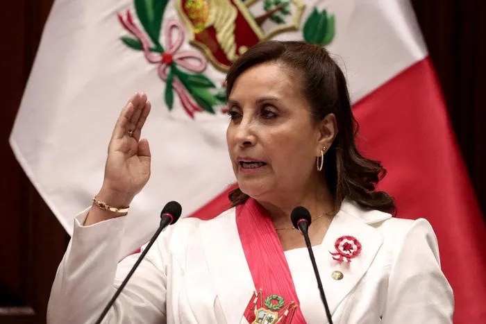 Por «permanente incapacidad moral»  el Congreso peruano destituyó a Dina Boluarte como presidente.