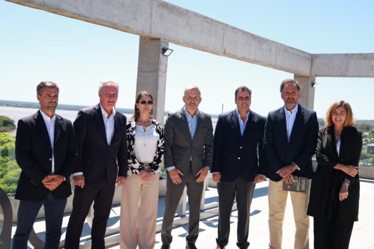 El ministro Catalán llegó a Paraná para acompañar a candidatos de ALLA