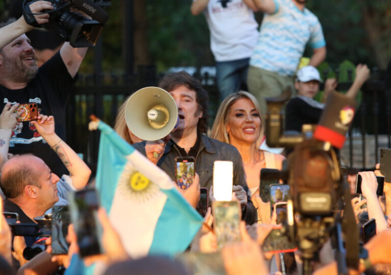 Javier Milei: La libertad avanza o Argentina retrocede