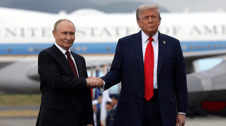 Antes de recibir a Zelenski, Trump llamó a Putin en un nuevo intento por lograr la paz entre Rusia y Ucrania