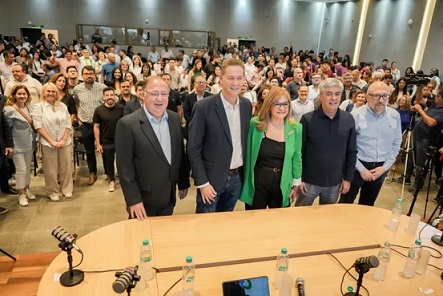 Candidatos de Vamos Corrientes dialogaron con referentes de la educación
