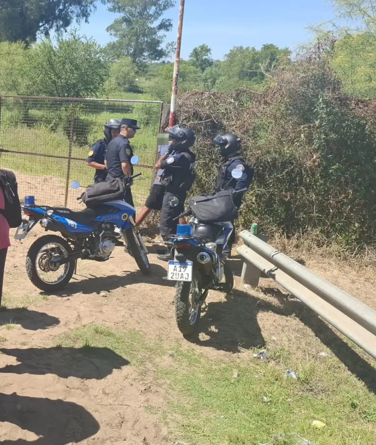 TRANSITABA CON BOCHAS DE COCAINA FUE IDENTIFICADO Y LUEGO DETENIDO.