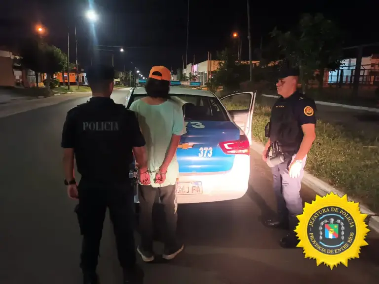 Detuvieron al hombre que amenazó en la vía pública a un joven de 19 años para que le entregue dinero.