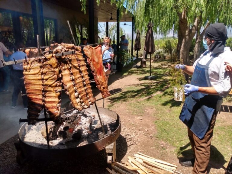 En dos años cayó el empleo en turismo en Mendoza