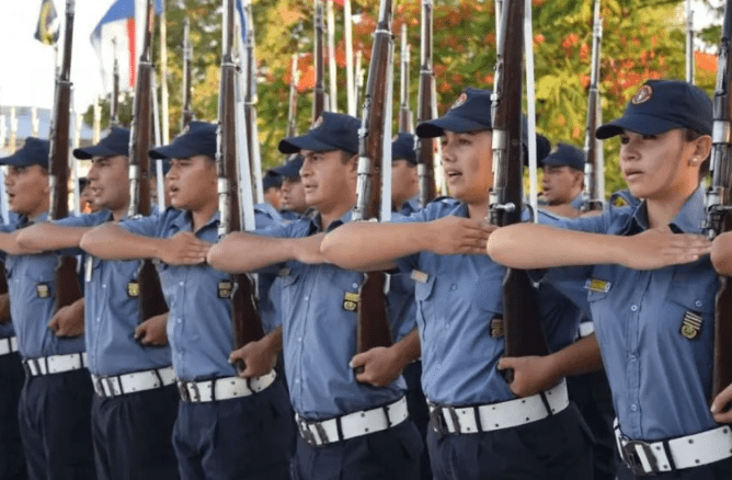 Abrieron las inscripciones para ser oficial de Policía en Corrientes: cómo postularse