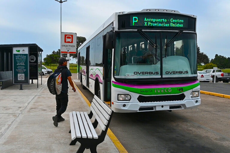 Arrancó el nuevo servicio de colectivos