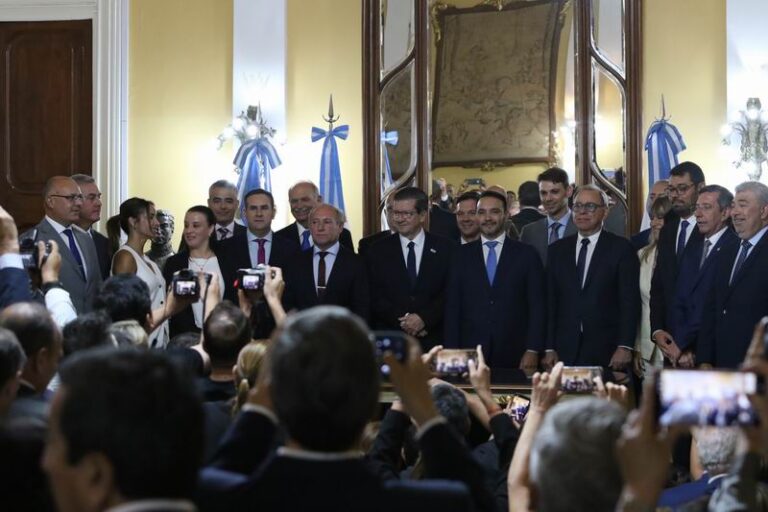 Juan Pablo, entre la conformación de equipos y el Presupuesto 2026