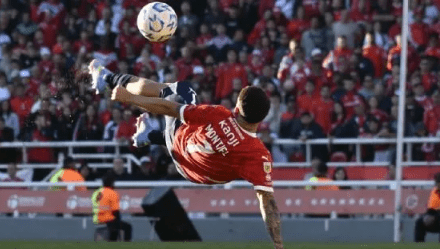 Santiago Montiel ganó el Premio Puskás al mejor gol del año