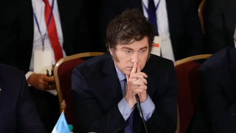 El Gobierno intenta salir del desconcierto luego del inesperado traspié legislativo