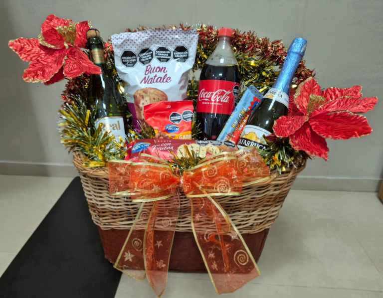 Con ahorro de hasta el 58%, Provincia implementa la Canasta Navideña 2025