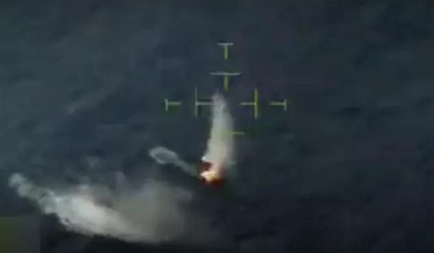 Estados Unidos hundió otra presunta embarcación narco en el Pacífico: un muerto